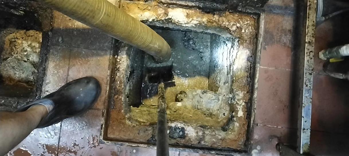 迁安污水池清理一般都有毒气，怎么预防中毒呢？
